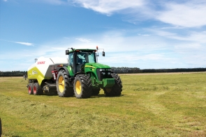 eal-group-contractors-baling-cartage-raking-mowing-wrapping-33